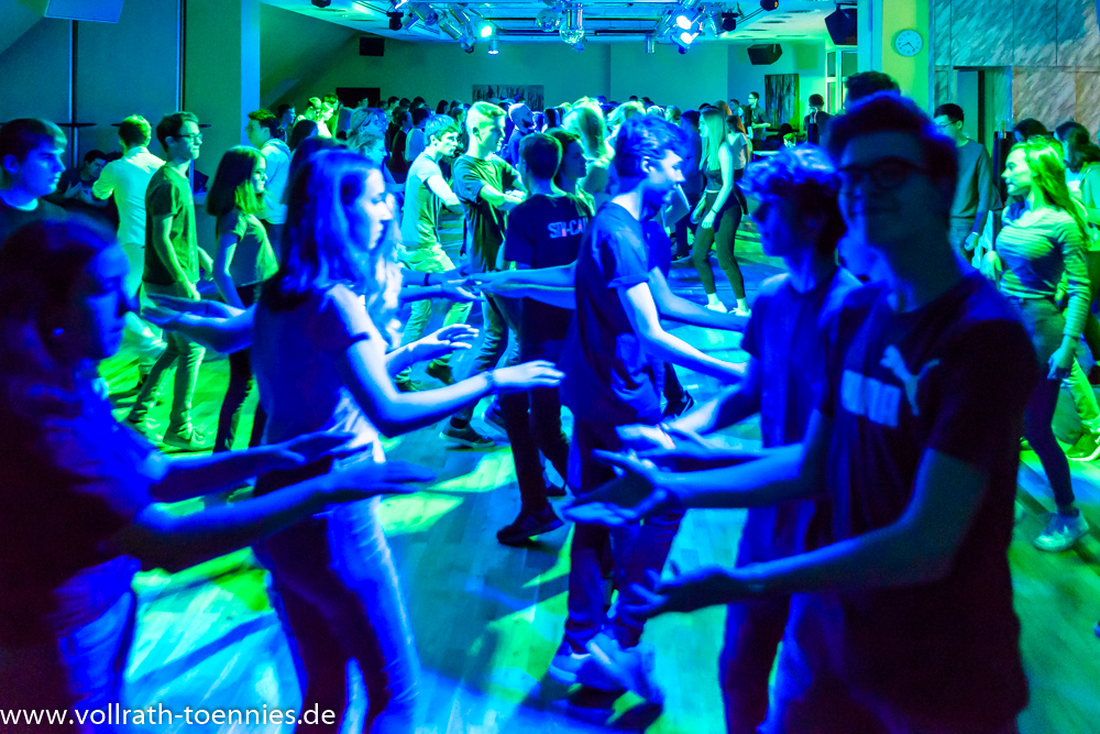 2019 11 09 Tanzparty Jugend 9993